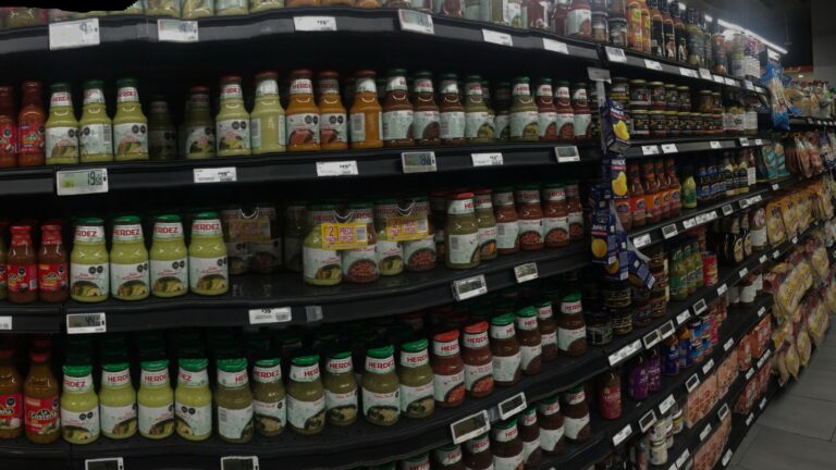 Electronic Shelf Labels in a grocery aisles